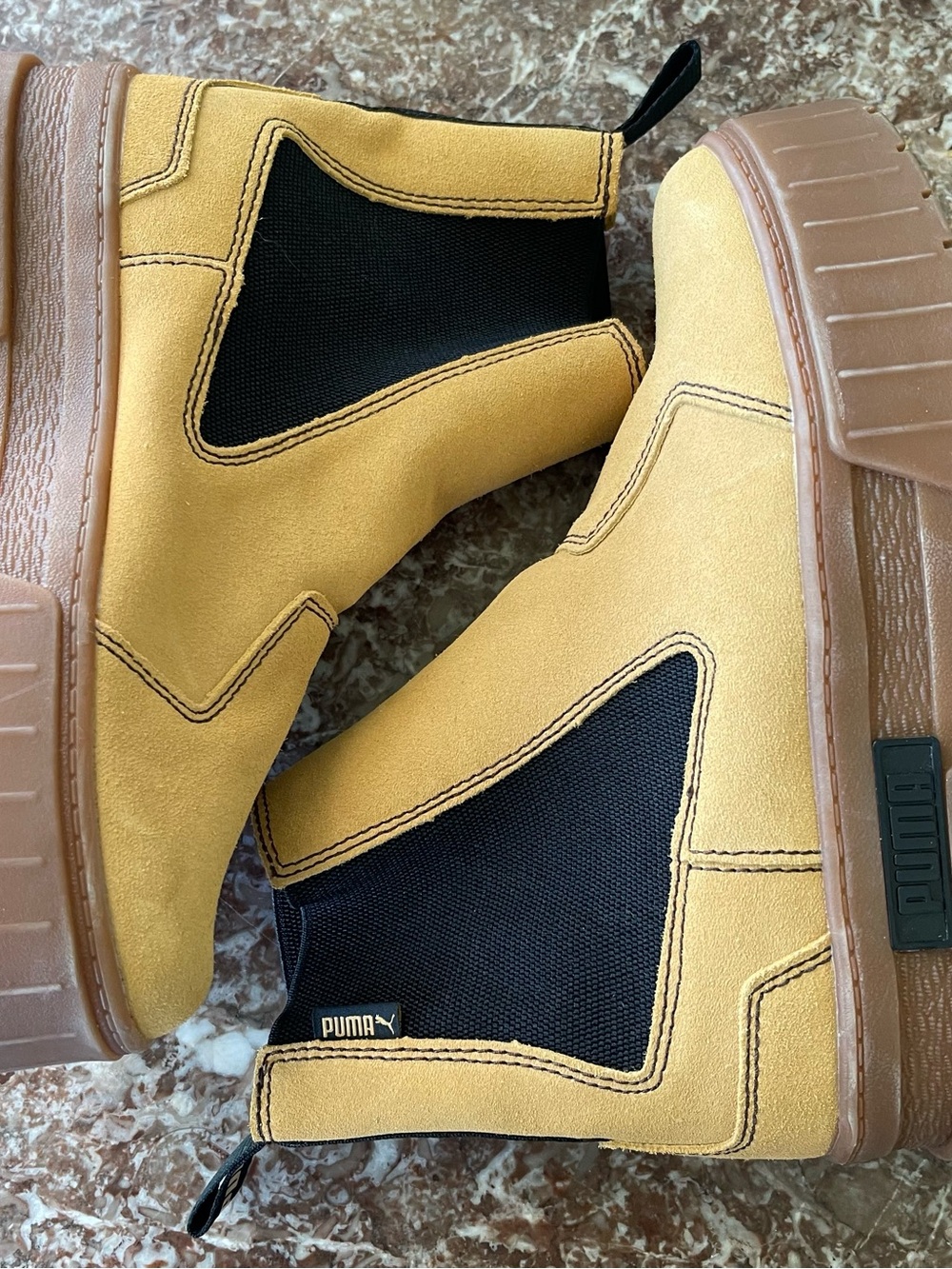 Puma Women's Mayze Chelsea Boots Size 8 Platform Suede Ankle Shoes wheat tan